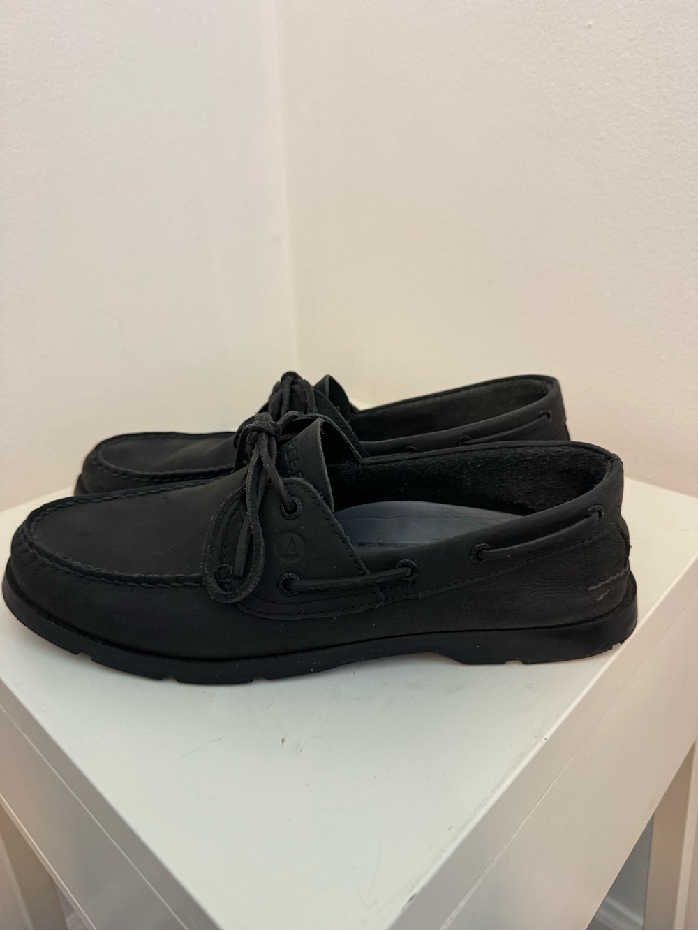 Men's Black Leather Sperry Topsider Boat Shoes - Picture 3 of 5